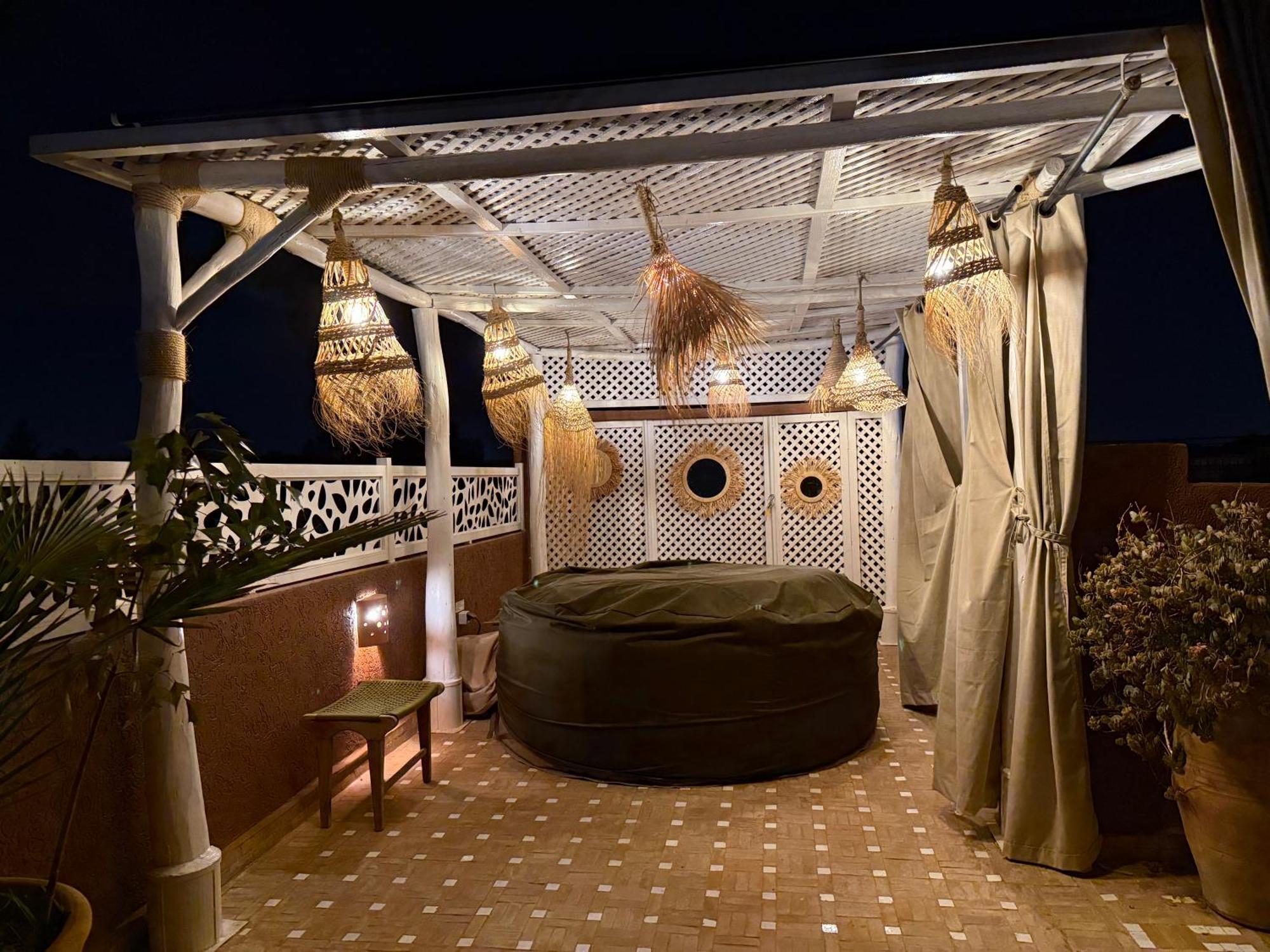 "Le 21", Exclusive Luxury Duplex 400M From Jemaa El Fna Place -Hammam-Jacuzzi-Koutoubia View-Roof Terrace -Speed Wifi Marrakesch Exterior foto